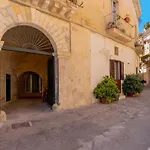 Casa Dei Nonni Di Via Idomeneo By Barbarhouse